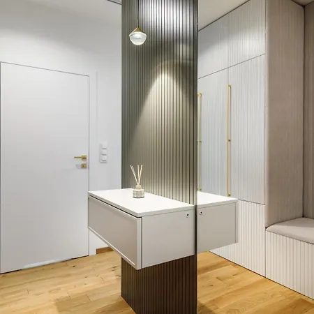 Plac Unii Lux - Comfy